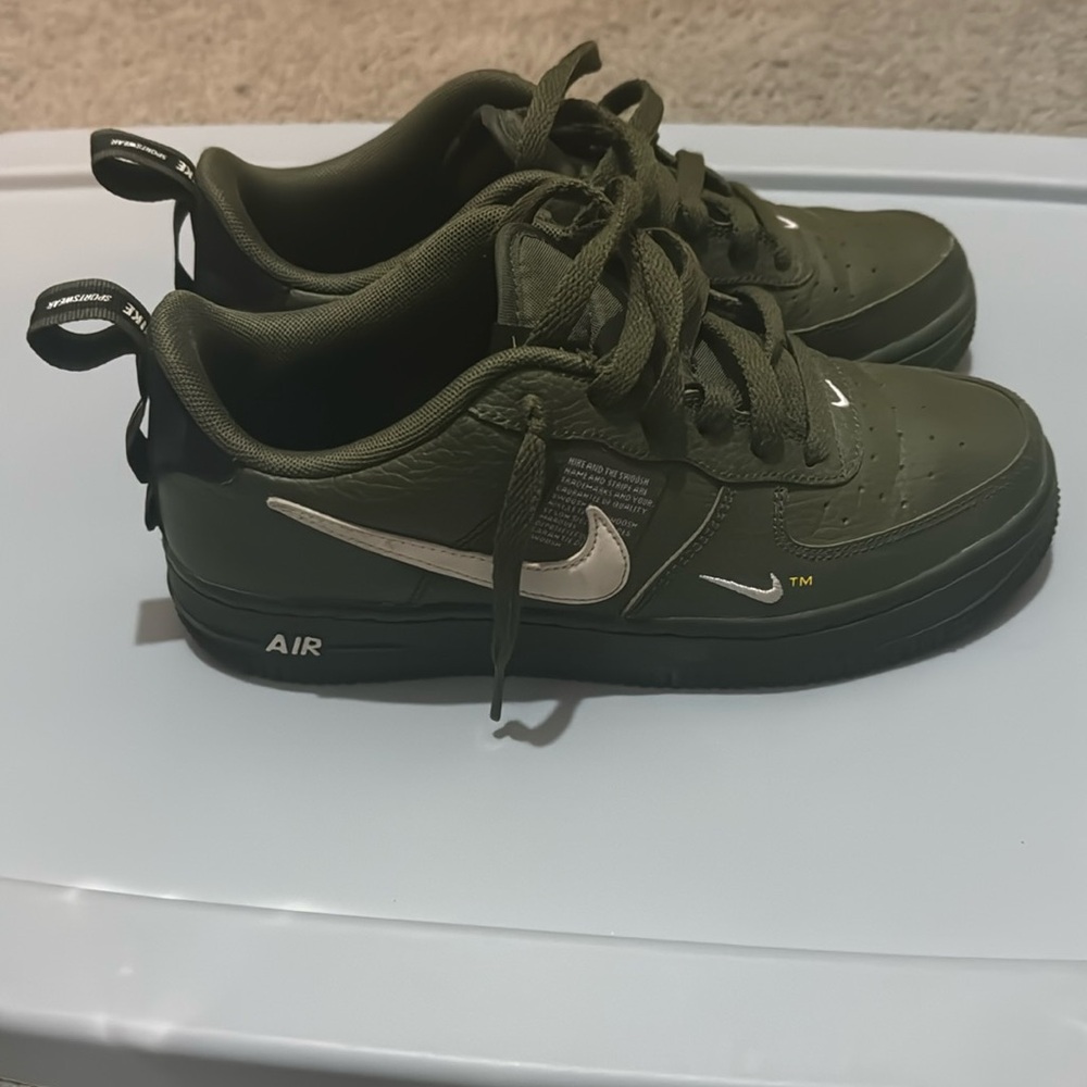 Nike Air Force 1 Low Utility Green
